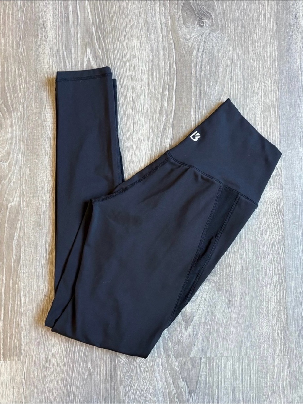Buff Bunny Leggings in Black Women’s Size Small